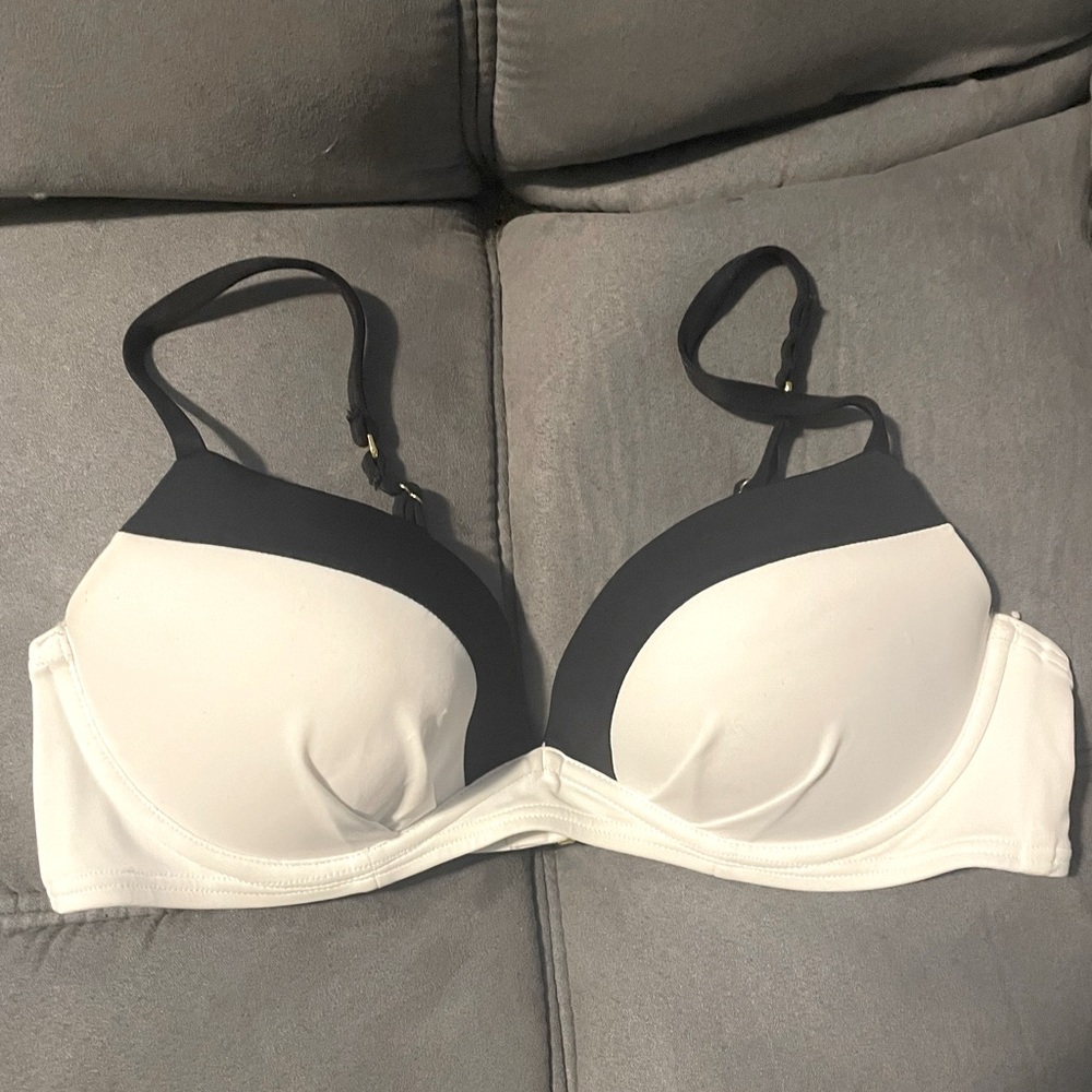 Lot of 2 bikini tops